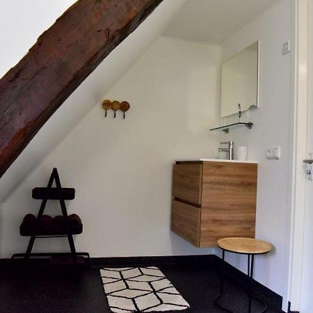 De Slaapmuts Bed & Breakfast Winsum  ภายนอก รูปภาพ