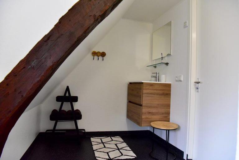 De Slaapmuts Bed & Breakfast Winsum  ภายนอก รูปภาพ