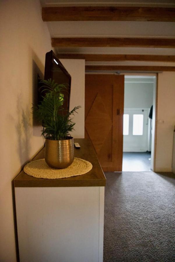 De Slaapmuts Bed & Breakfast Winsum  ภายนอก รูปภาพ