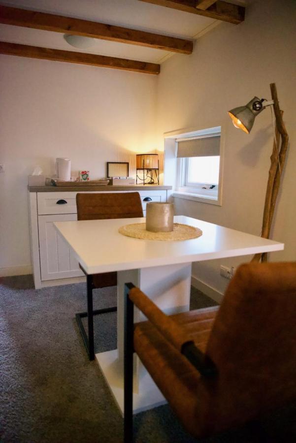 De Slaapmuts Bed & Breakfast Winsum  ภายนอก รูปภาพ